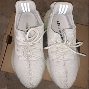 YEEZY BOOST 350 CREAM/ WHITE